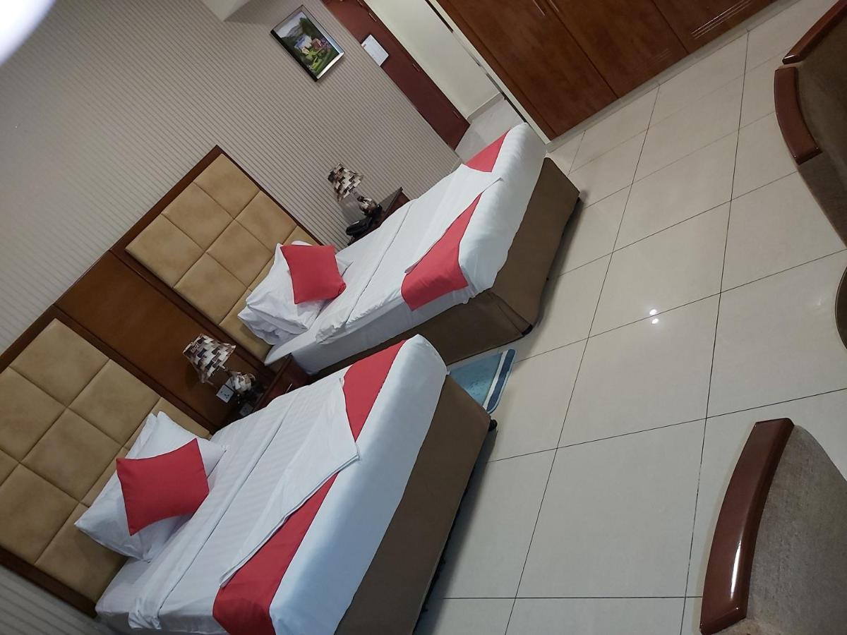 Bliss Hotel Дубай Екстериор снимка
