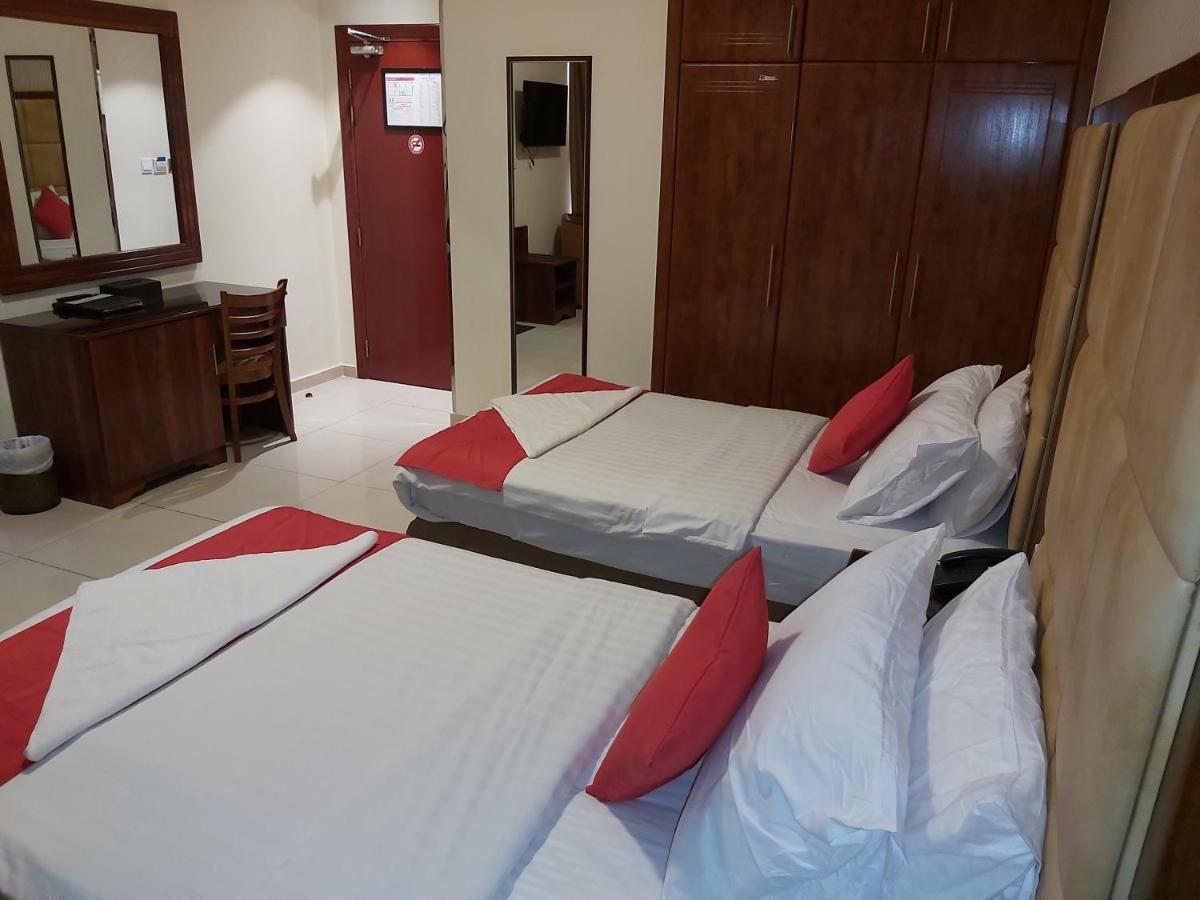 Bliss Hotel Дубай Екстериор снимка