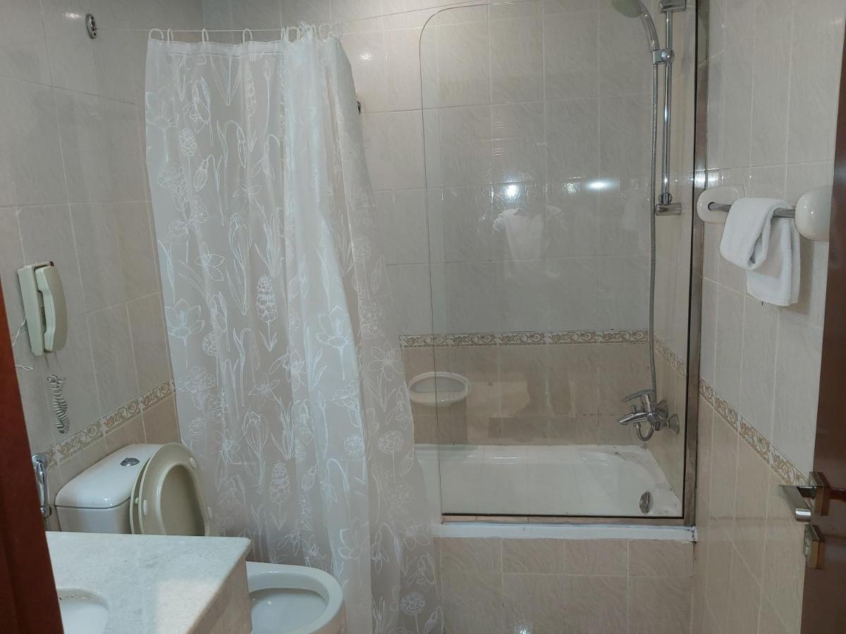 Bliss Hotel Дубай Екстериор снимка